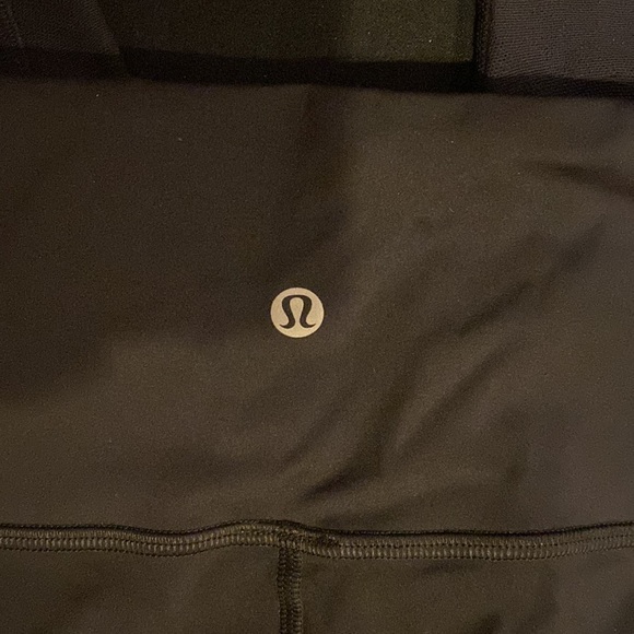 Women’s lulu lemon half mesh leggings - Picture 2 of 2